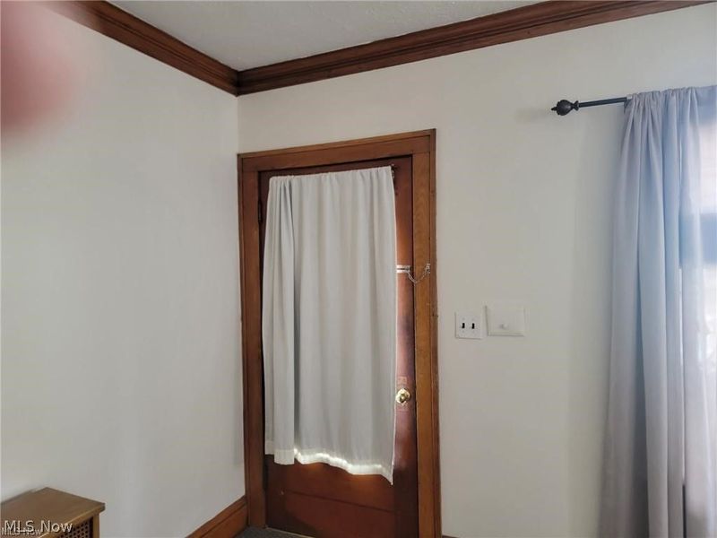 3911 Biddulph Avenue, Cleveland, OH 44109 Photo 4