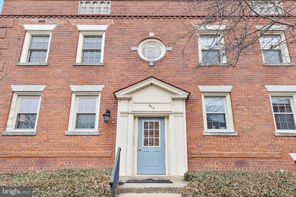 529 Bashford Lane, Unit 1, Alexandria, VA 22314 Main Photo
