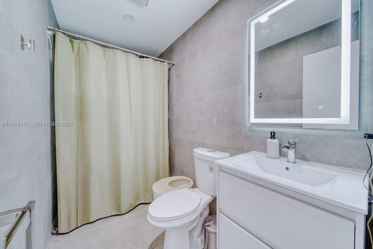 2841 SW 24th Ter, Miami, FL 33145 Photo