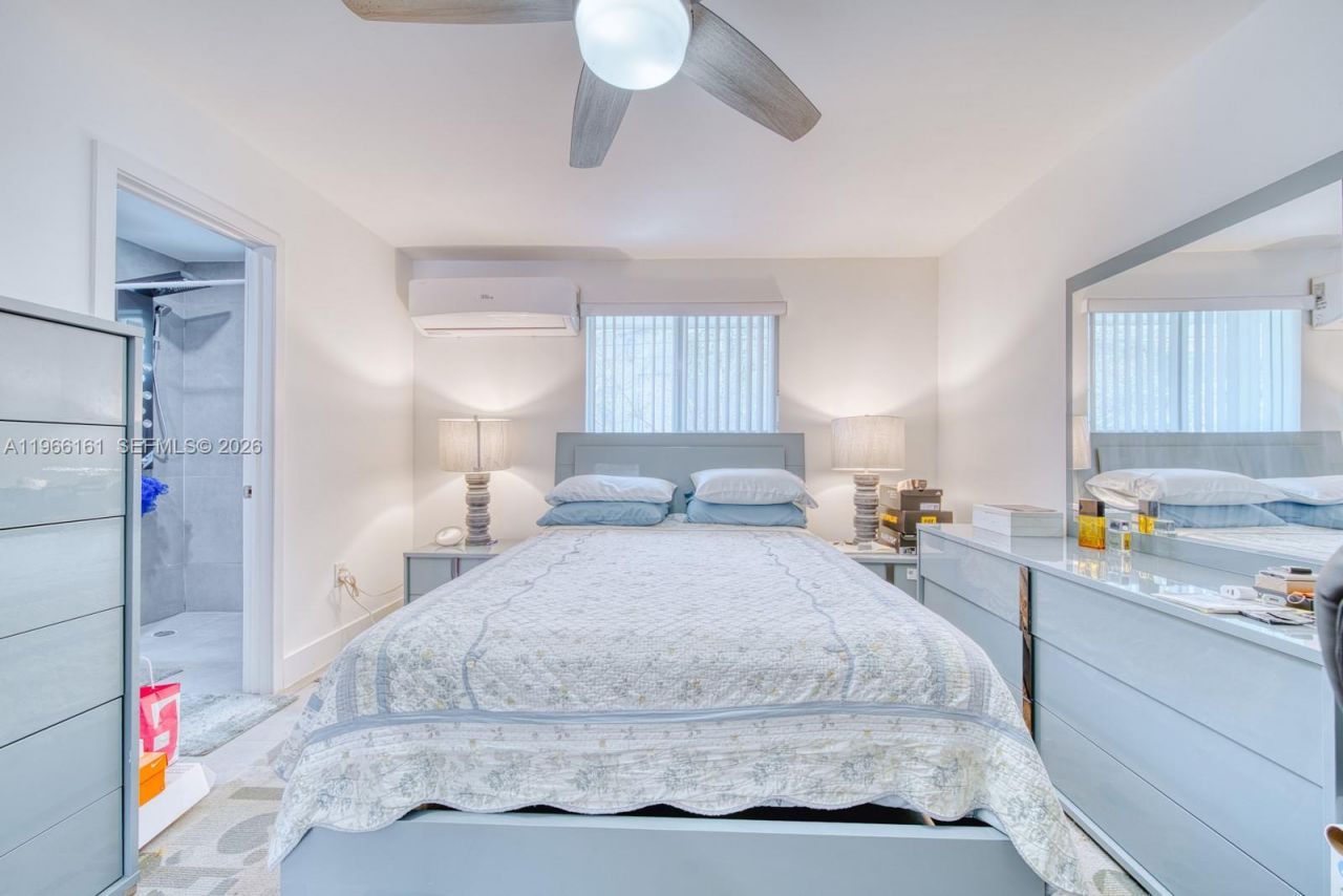 2841 SW 24th Ter, Miami, FL 33145 Photo