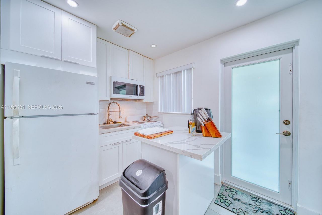 2841 SW 24th Ter, Miami, FL 33145 Photo