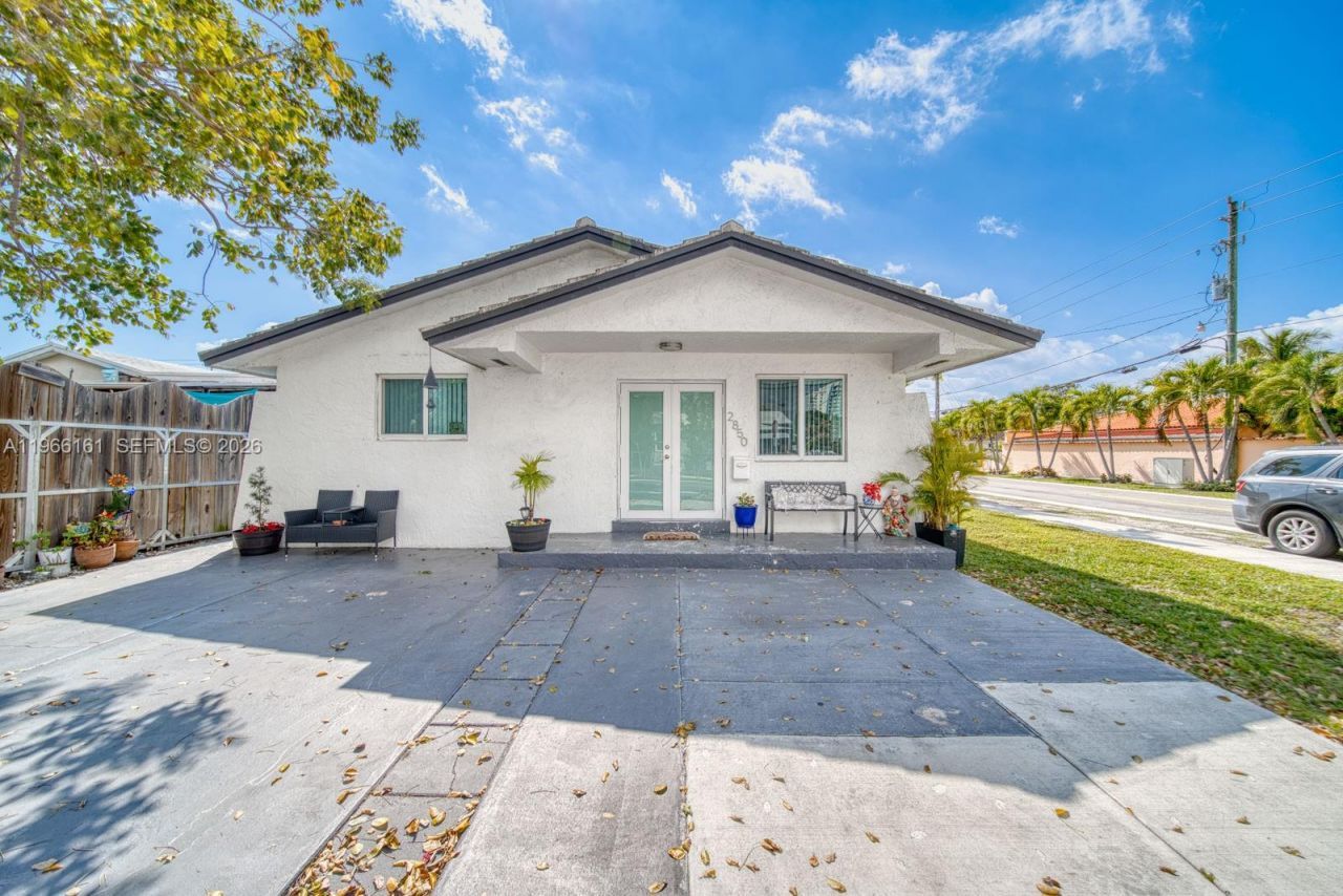 2841 SW 24th Ter, Miami, FL 33145 Photo
