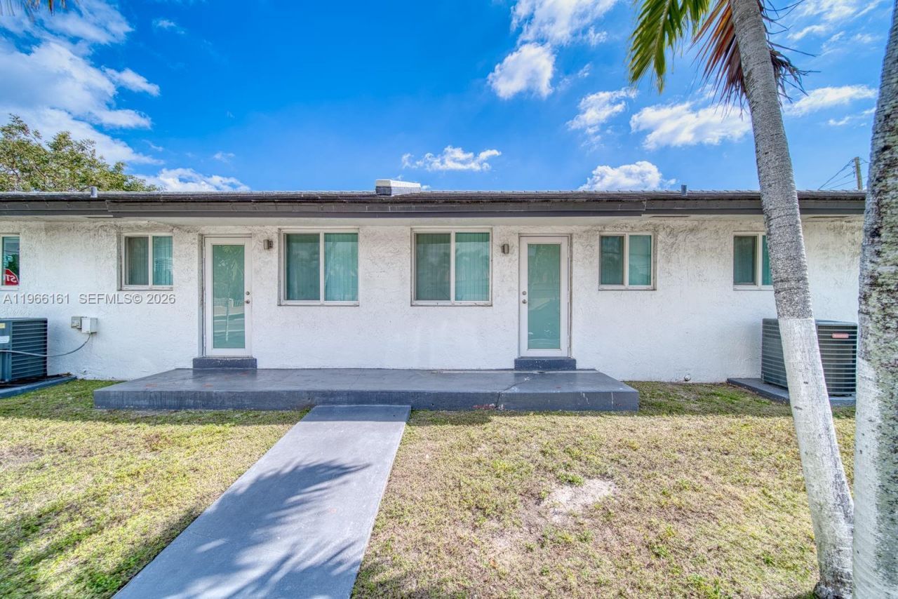 2841 SW 24th Ter, Miami, FL 33145 Photo