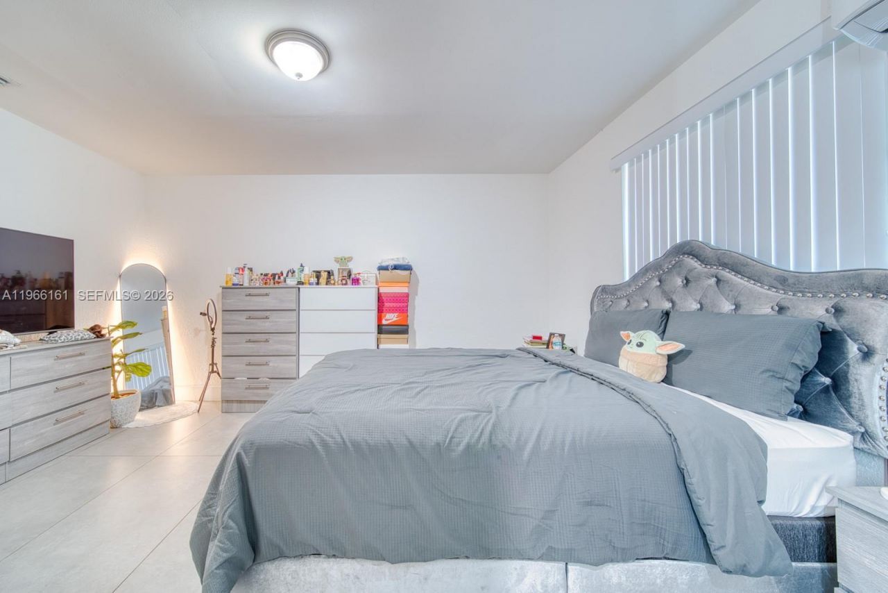 2841 SW 24th Ter, Miami, FL 33145 Photo