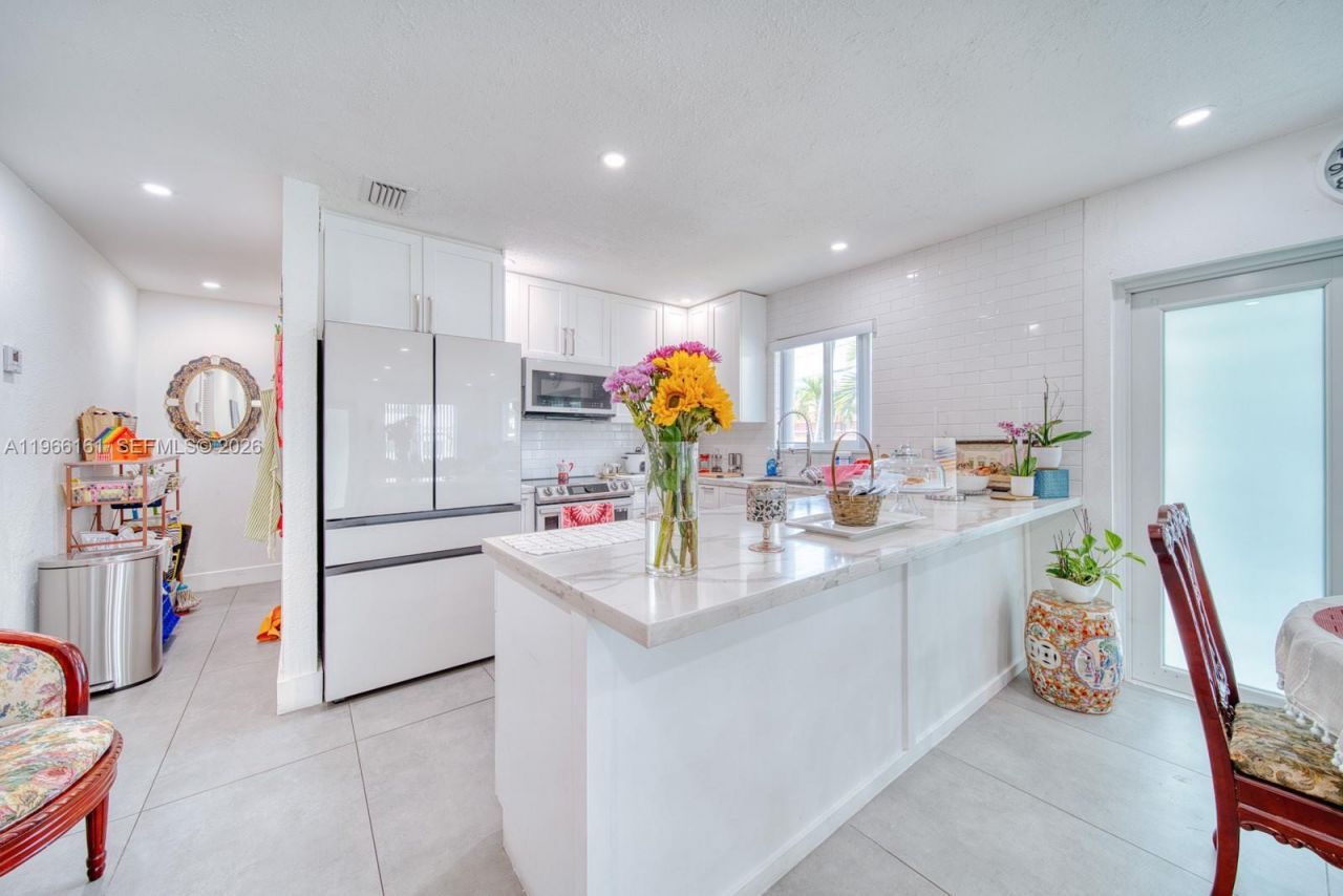 2841 SW 24th Ter, Miami, FL 33145 Photo