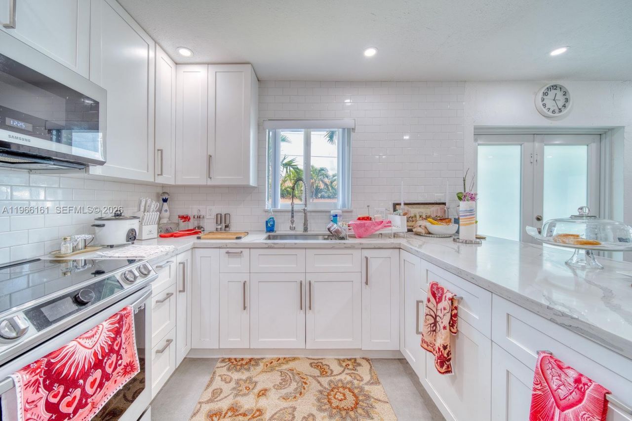 2841 SW 24th Ter, Miami, FL 33145 Photo