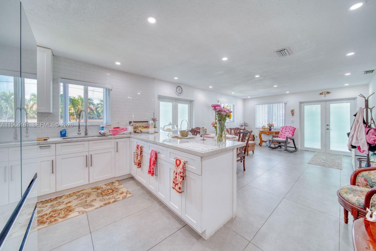 2841 SW 24th Ter, Miami, FL 33145 Photo