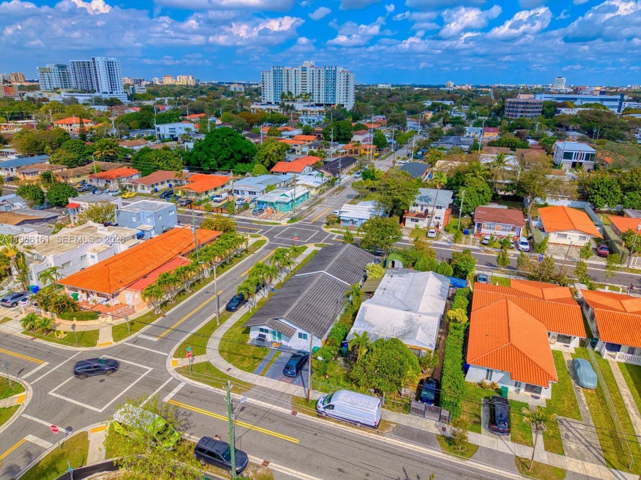 2841 SW 24th Ter, Miami, FL 33145 Photo