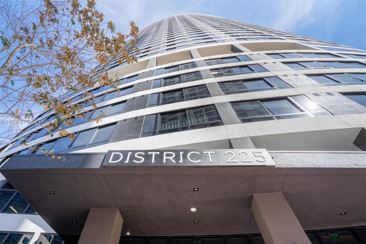 225 N Miami Ave , Unit 3307, Miami, FL 33128 Photo