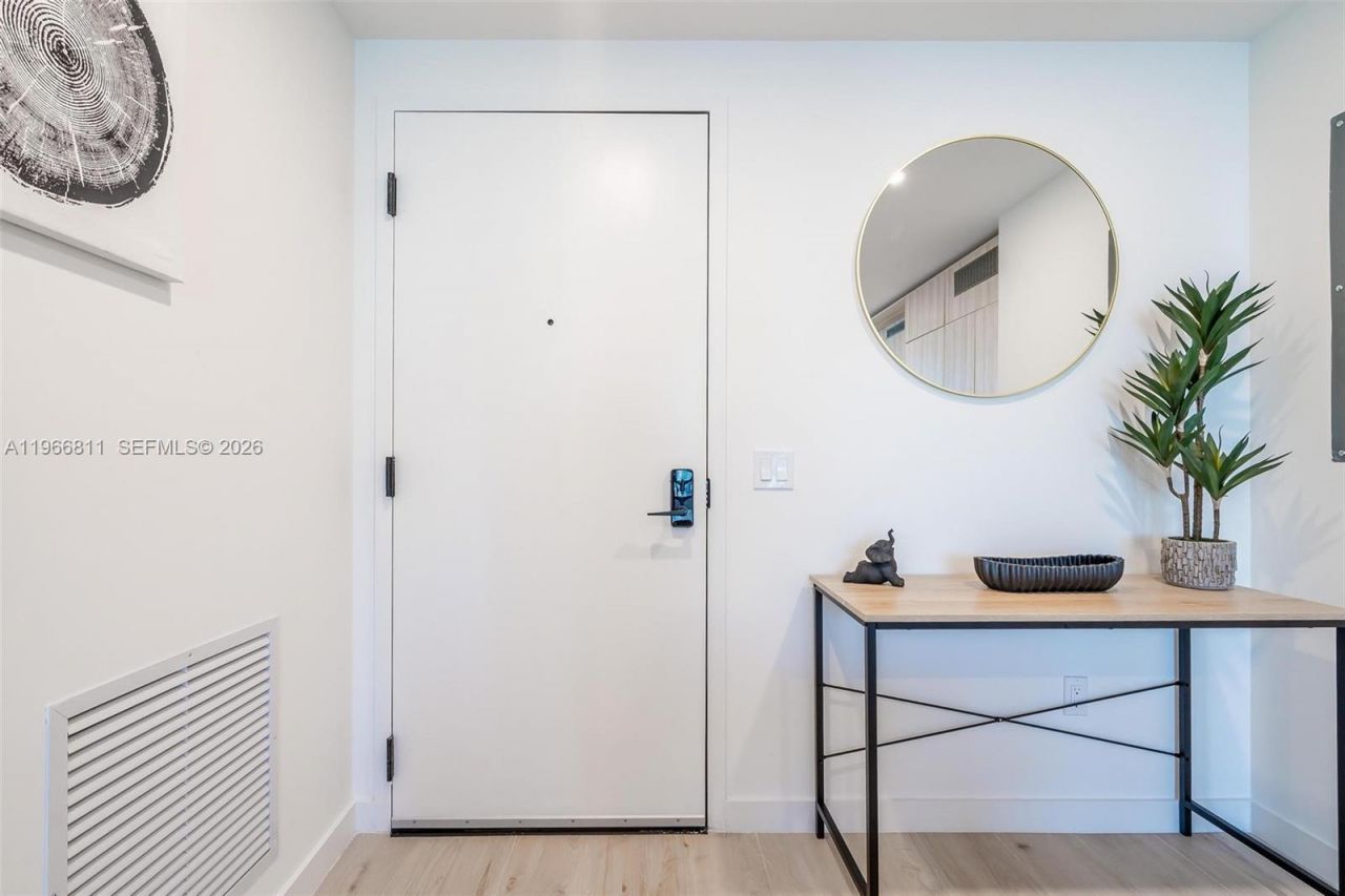 225 N Miami Ave, Unit 3307, Miami, FL 33128 Photo