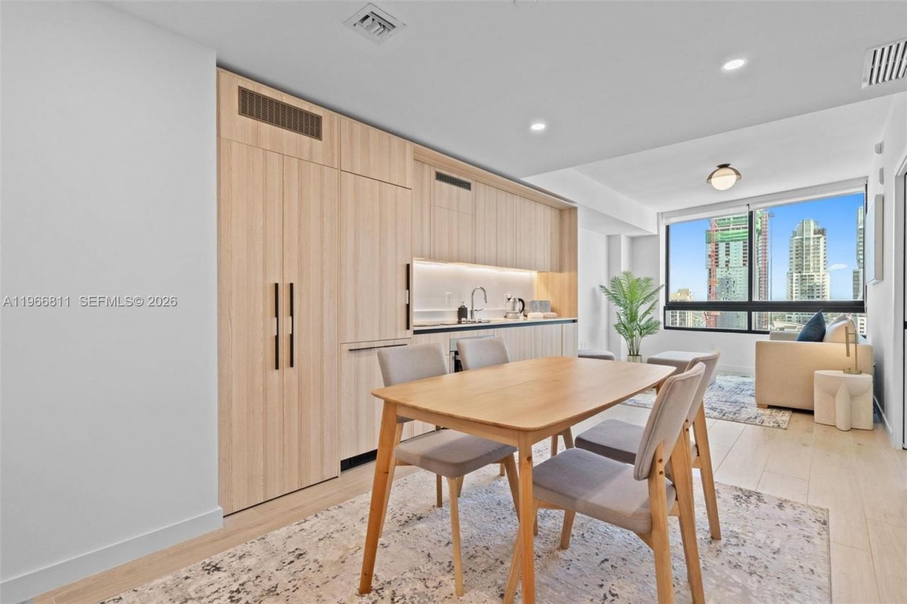 225 N Miami Ave, Unit 3307, Miami, FL 33128 Photo