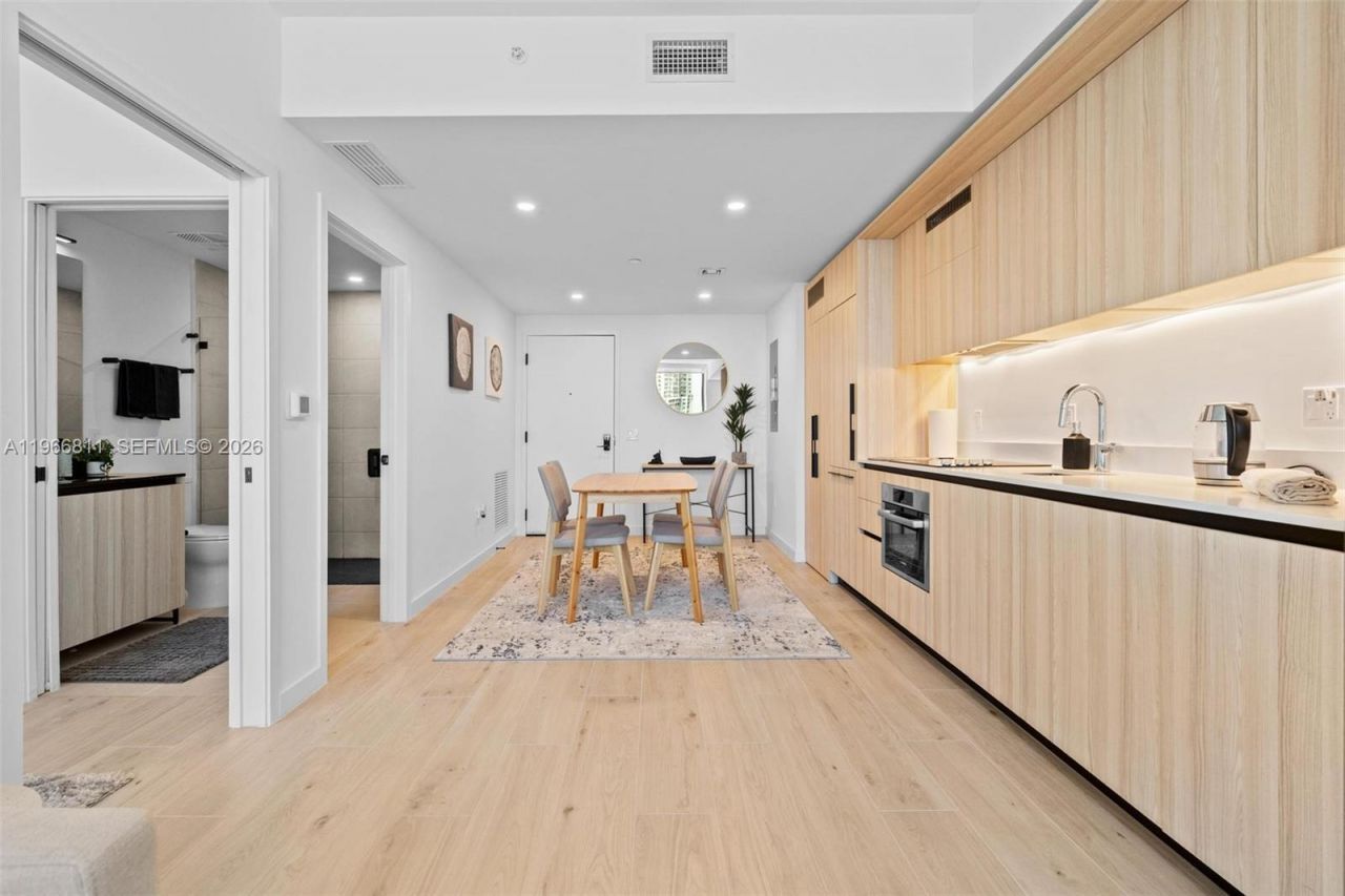 225 N Miami Ave , Unit 3307, Miami, FL 33128 Photo