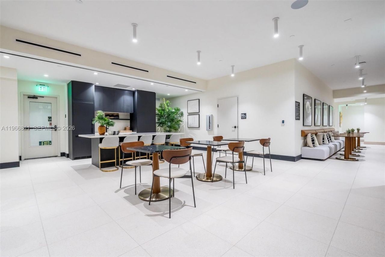 225 N Miami Ave, Unit 3307, Miami, FL 33128 Photo