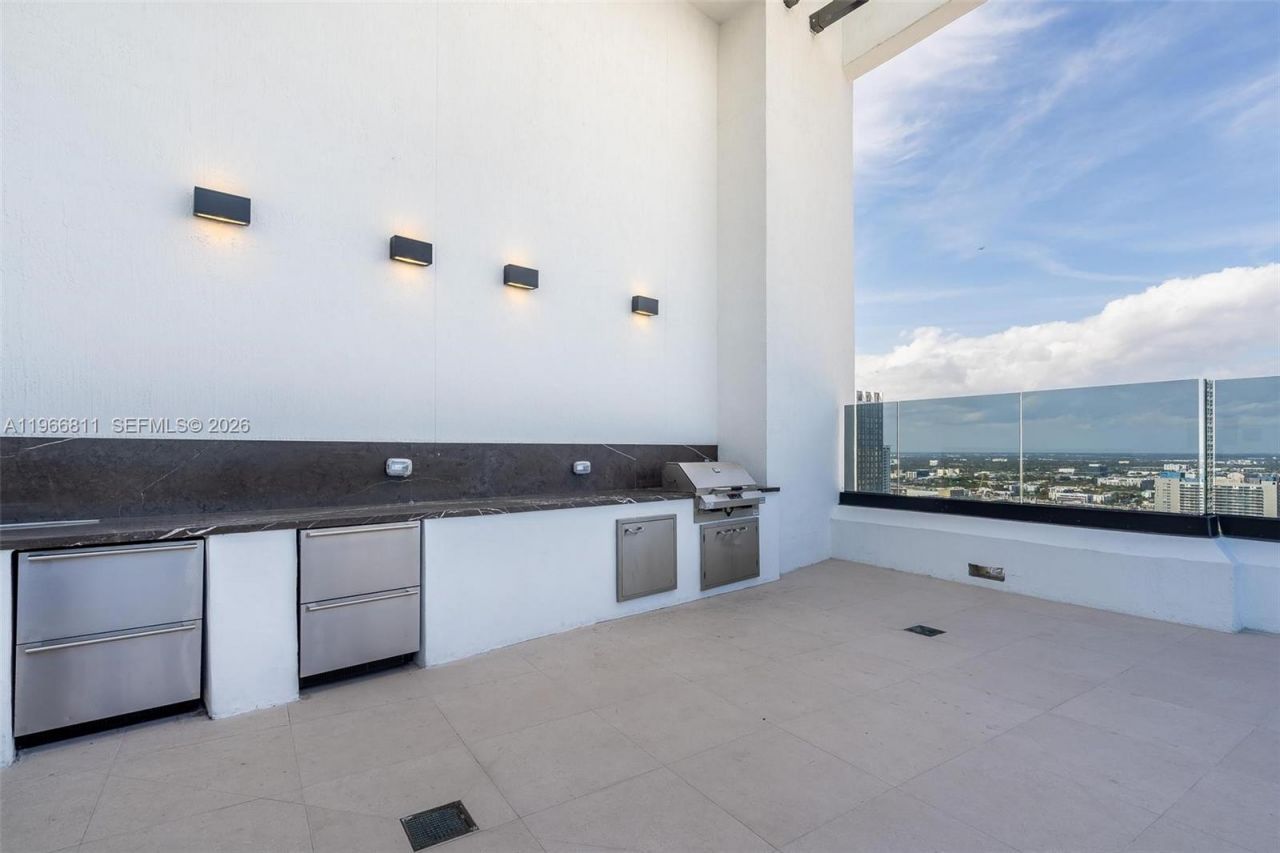 225 N Miami Ave, Unit 3307, Miami, FL 33128 Photo