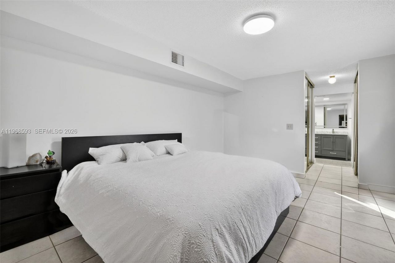 1171 SW 118th Ter, Davie, FL 33325 Photo