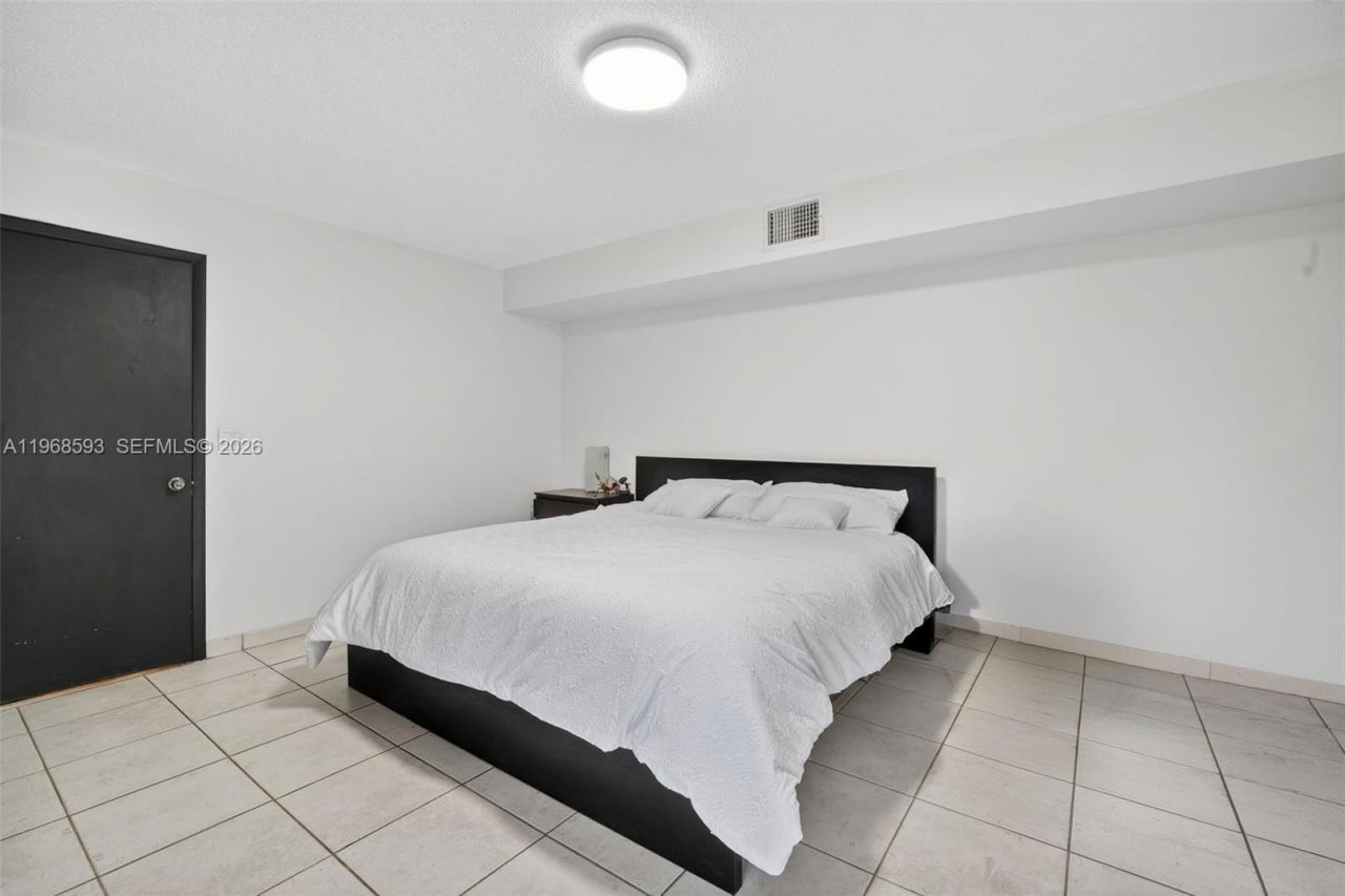 1171 SW 118th Ter, Davie, FL 33325 Photo