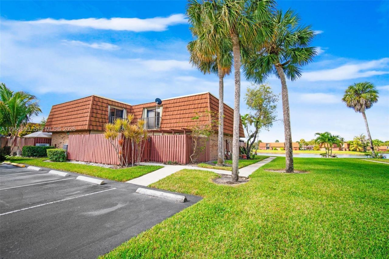 1171 SW 118th Ter, Davie, FL 33325 Photo