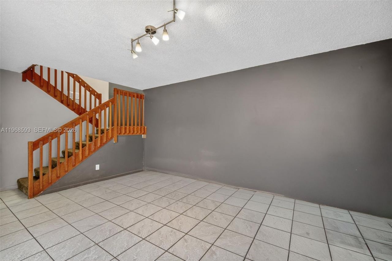 1171 SW 118th Ter, Davie, FL 33325 Photo