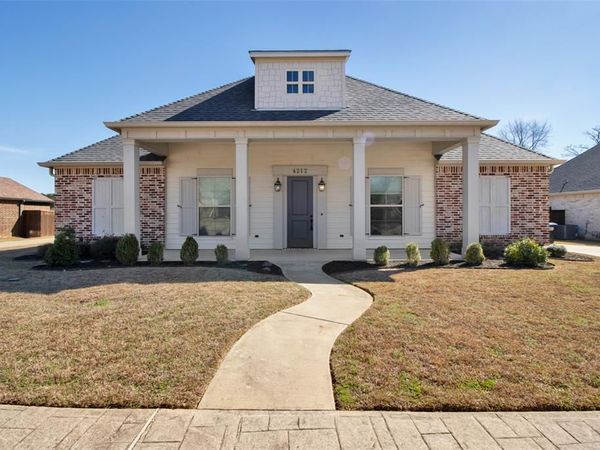 4212 Savannah Hills Lane, Longview, TX 75605