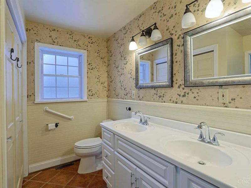 105 Red Bird Lane, Terrace Park, OH 45174 Photo 23