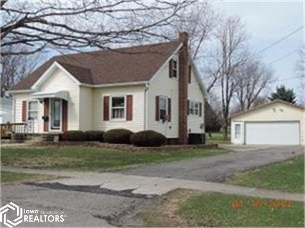 106 S Franklin Street, Le Grand, IA 50142 Main Photo