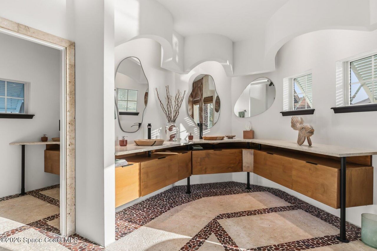 2 River Falls Drive , Cocoa Beach, FL 32931 Photo