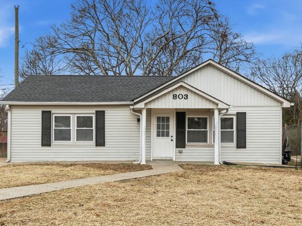 803 Old Woodmont Blvd , Clarksville, TN 37040