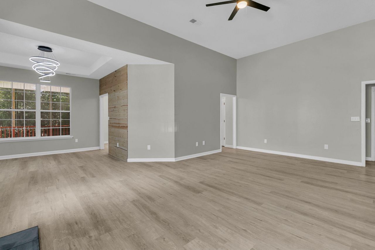 1854 Oleander Court Photo 11