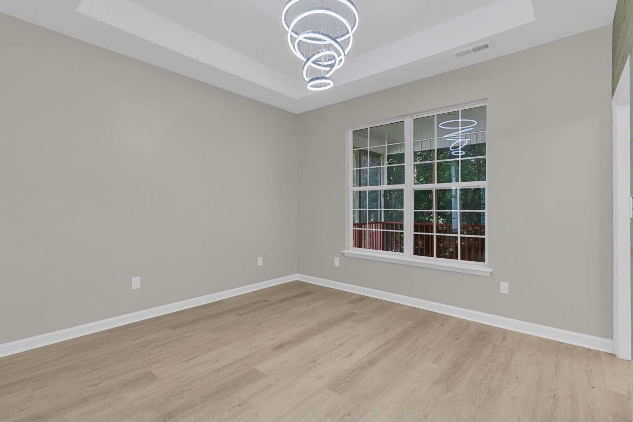 1854 Oleander Court Photo 13