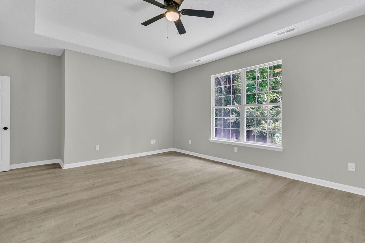 1854 Oleander Court Photo 23