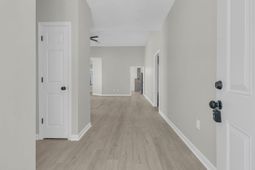 1854 Oleander Court photo 4