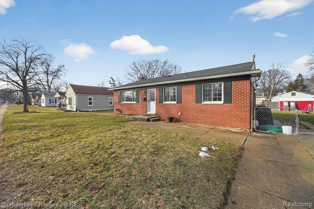 34504 Stellwagen Street, Wayne, MI 48184 Main Photo