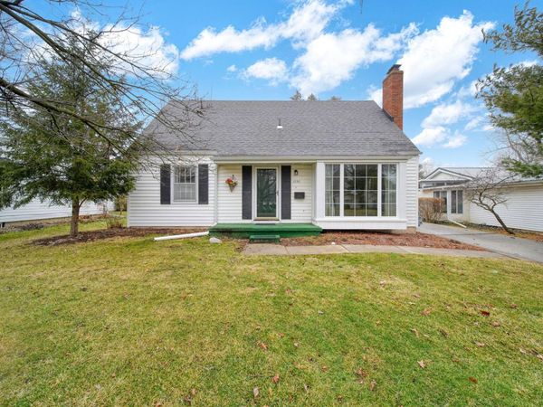 1230 Madison Drive, Adrian, MI 49221