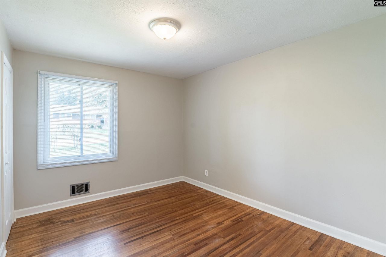 1506 Crestview Avenue Photo 16