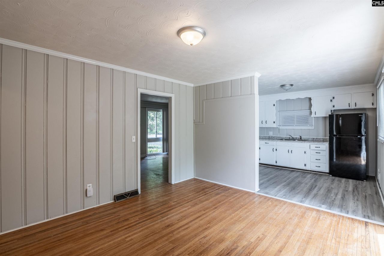 1506 Crestview Avenue Photo 7