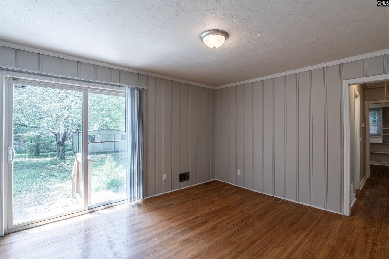 1506 Crestview Avenue Photo 8