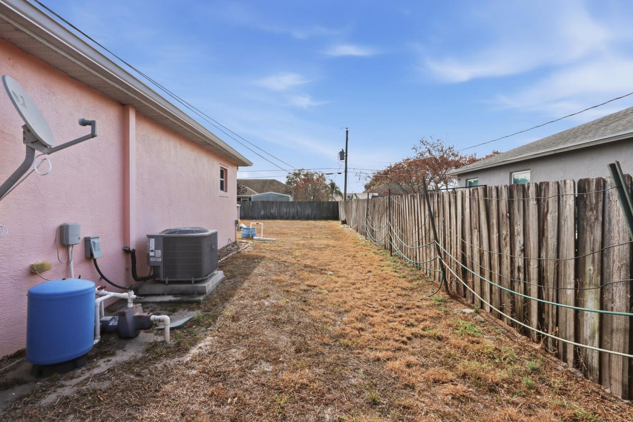 726 SW Bond Road, Port Saint Lucie, FL 34953 Photo