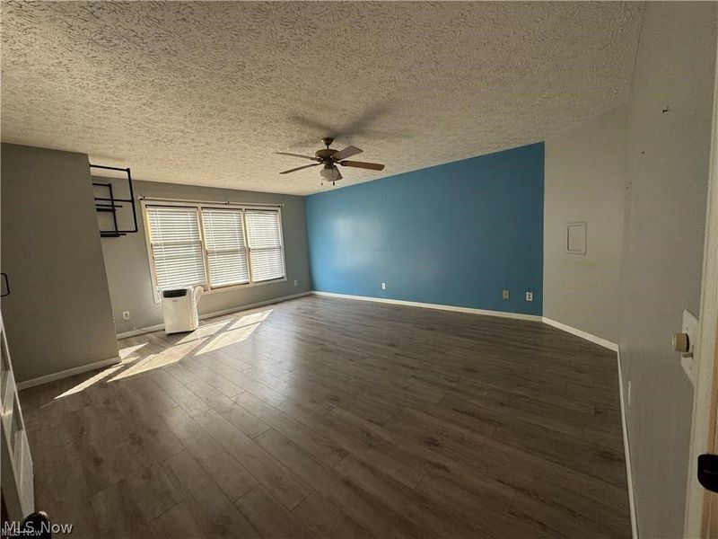 242 Ravenshollow Drive, Cuyahoga Falls, OH 44223 Photo 21