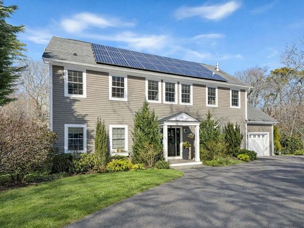 241 Daggett Avenue, Tisbury, MA 02568