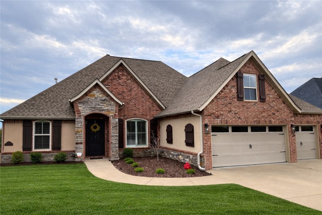 5702 S 47th Street, Rogers, AR 72758 Main Photo