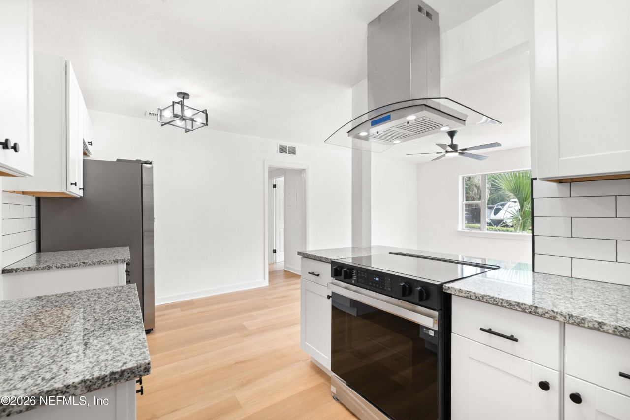 8845 Atter Lane, Jacksonville, FL 32216 Photo