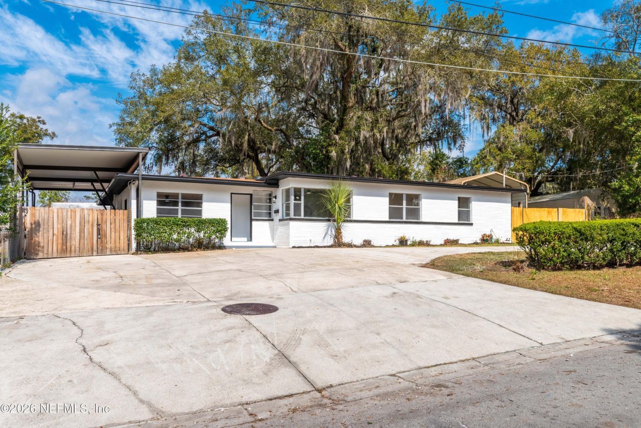 8845 Atter Lane, Jacksonville, FL 32216 Photo