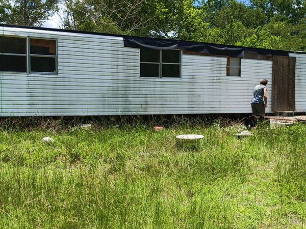 147 2ND Way, Interlachen, FL 32148