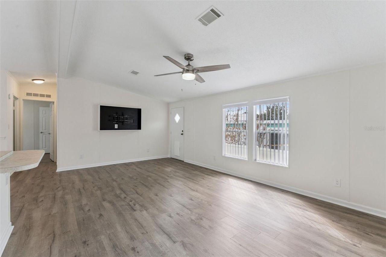 175 Coleman Street, Edgewater, FL 32141 Photo