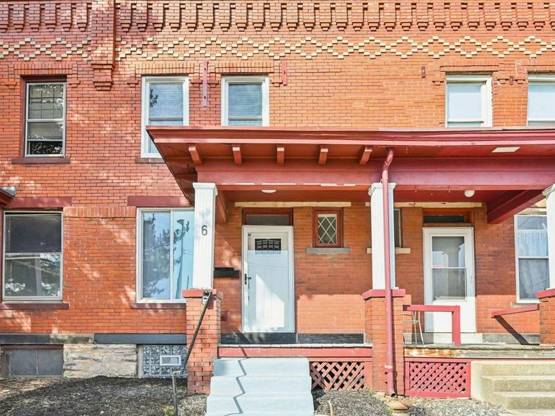 6 E Blake Avenue, Columbus, OH 43202 Photo 1