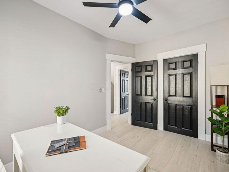 6 E Blake Avenue, Columbus, OH 43202 Photo 18