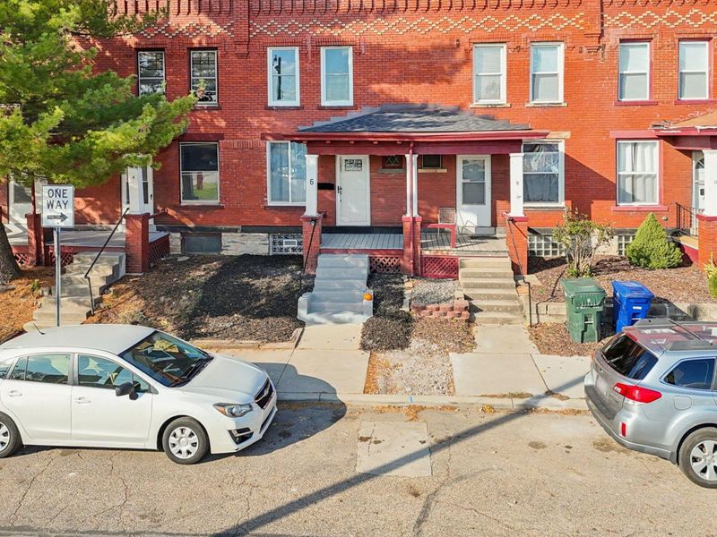 6 E Blake Avenue, Columbus, OH 43202 Photo 2