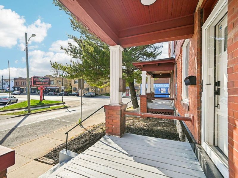 6 E Blake Avenue, Columbus, OH 43202 Photo 4