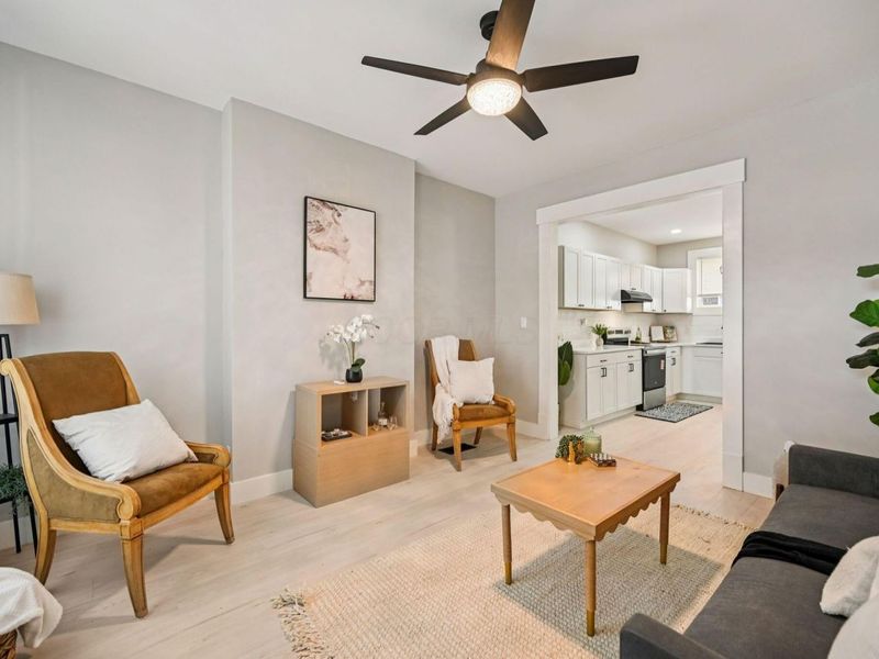 6 E Blake Avenue, Columbus, OH 43202 Photo 7