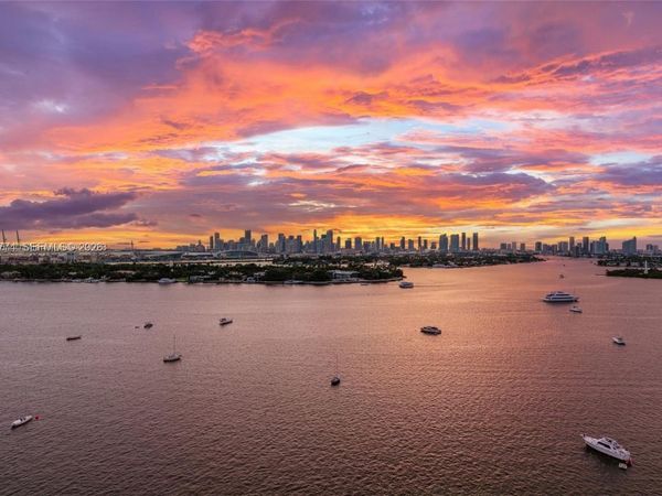 1100 West Ave , Unit 816, Miami Beach, FL 33139